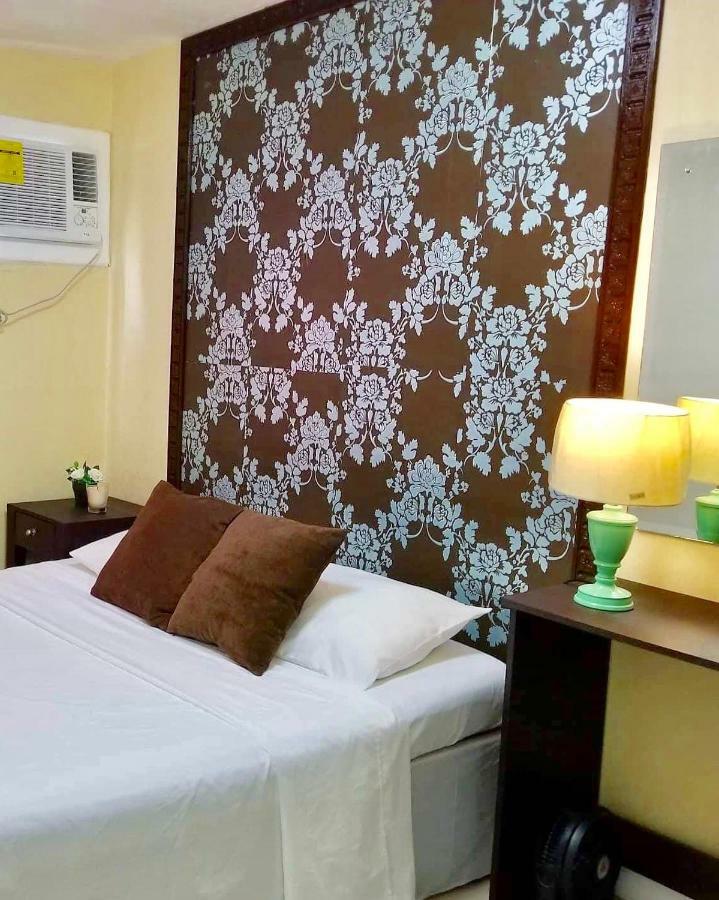 Super Cute Hampton Suites Imus Екстер'єр фото