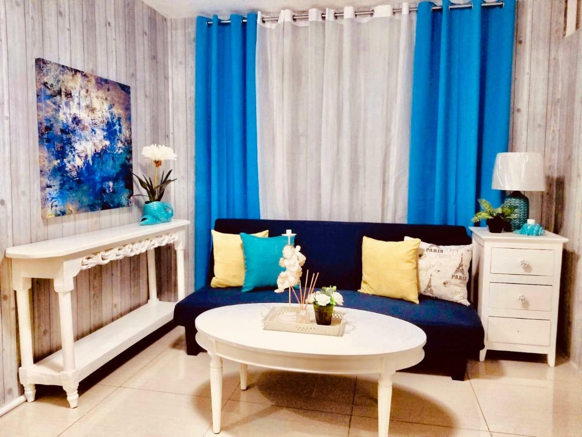 Super Cute Hampton Suites Imus Екстер'єр фото